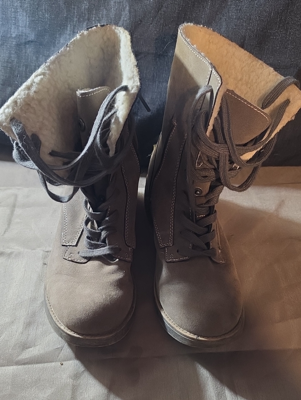 Rocket Dog Taupe Faux-Shearling Lined Boot